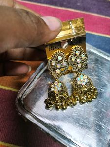 Golden Jhumka