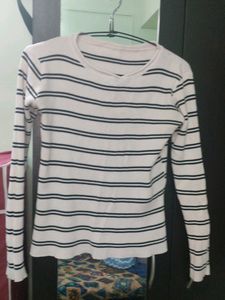 Black And White Top