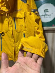 Discovery Expedition Yellow Hooded Jacket