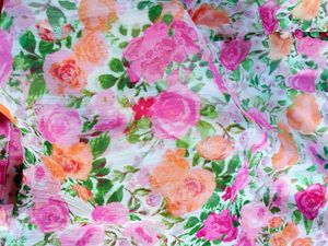 New MAX Floral Top