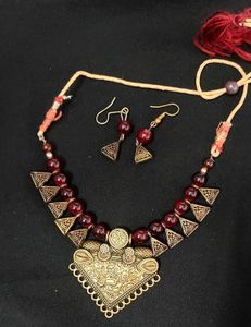 Unique Necklace and Earring Set