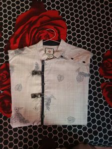 Stylish Fromal White Skype Pattern Shirt