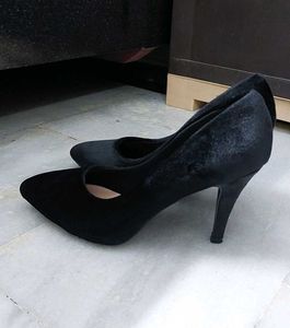 Dressberry Black Pumps