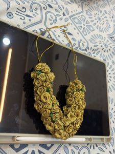 Golden Floral Hair Accessory