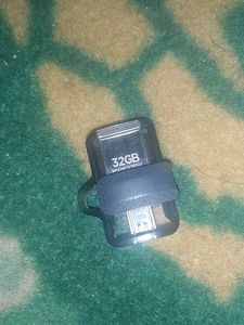 Sandesk Pendrive 32GB