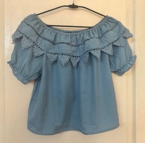 Off-shoulder Lace Top