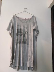 Cute Grey 'Love Pugs' Tee