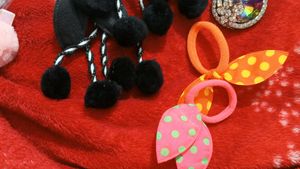 Hair Bands And Clips