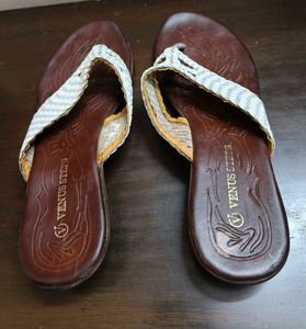 Venus Steps Women Brown White Wooven Sandal