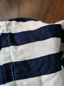 Highlander Striped Shirt - M
