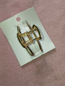 Korean Metal Clutcher