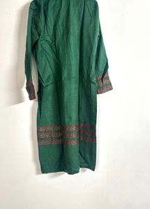 Green Embroidered Kurta
