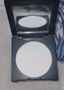 Sugar Translucent Compact