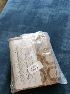 🌟🌟 Price Drop 🌟🌟Gucci Wallet For Women Unused