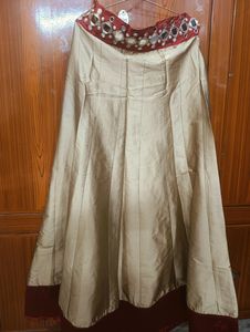 Women Indowesten Dress Maroon With Golden Colour