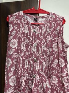Sleeveless Kurti