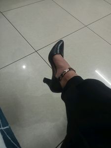 Black Chic Heels