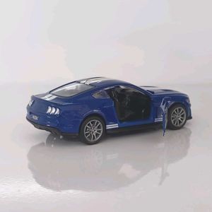 Famous Model Toy Car (Pcs.1)