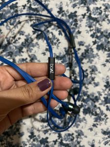 Boats Bassheads  180 Wired Earphones ( Blue )