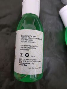 New Unused Set Of 6 Soaps And 2 Shampoos (Posted As Like New Because No Price Tag Attached)