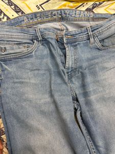 Light Wash Denim Jeans