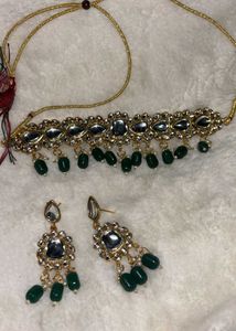 Elegant Green Kundan Jewelry Set