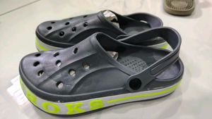 Comfy Black Flats Copy Of Crocs
