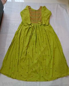Nayra Cut Kurti