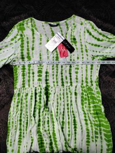 Hawt New With Tag Tie &amp; Dye Empire Top