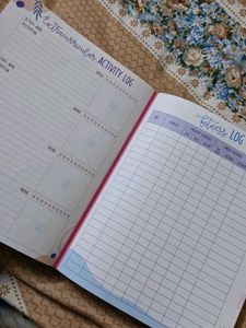 6 MONTHS UNDATED STUDY PLANNER / TRACKER / JOURNAL