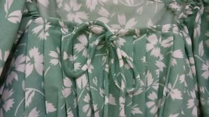 Floral Puff Sleeve Top