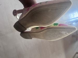 Very Good Footwear Rarely Used