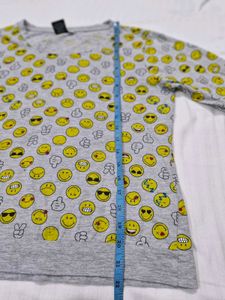 Emoji Print Top