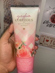 Bath and body Works gingham gorgeous  loti