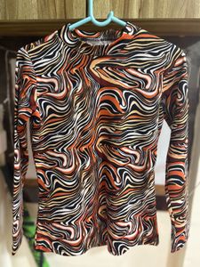 Patterned Long Sleeve Top