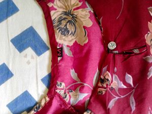 Unique neck pattern top tunics floral patter