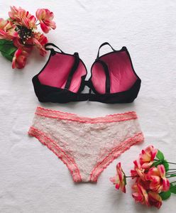 Victoria&#39;s Secret: Set