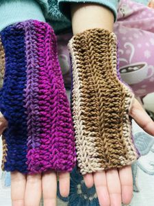 Handmade Woolen Gloves