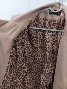 Nude blazer. In Very Good Condition