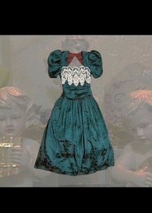 Vintage Beauty Cottagecore Peasant Style Dress