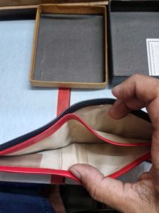 Laurels Black Leather Wallet