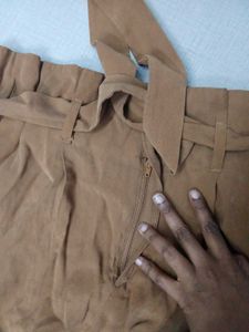 H&amp;M Women Paper Bag Pant &#39;Belted Stretch Waist