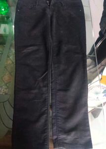 Stylish Black Jeans