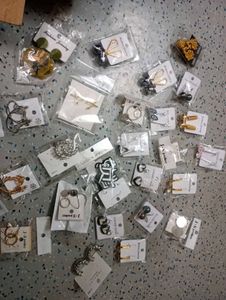 GRAB ANY 15 Assorted Earrings