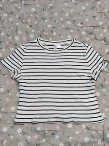 H& M Crop Top