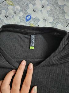 Combo black tops
