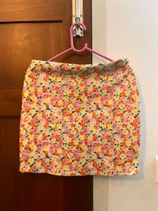 Floral Crepe Mini Skirt – Size 28
