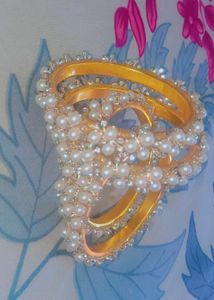 Pearl &amp; Rhinestone Bangle Set