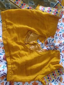 PRINTED SAREE WITH BLOUSE