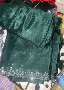 Elegant Green Saree With Attached Blouse Piece